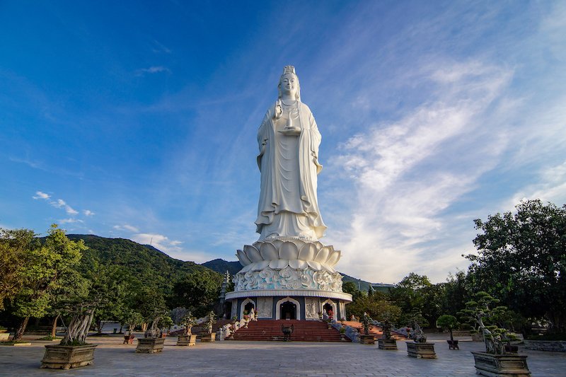 Chùa Linh Ứng Sơn Trà