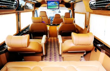 Huế – Đà Nẵng (1,600,000đ / Bao xe Limousine) –  0762.570.570